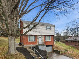 5843 Wilson Dr, Bethel Park, PA 15102