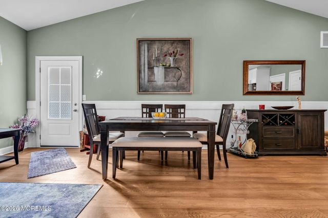 27 Molly Lane, Brick, NJ 08723