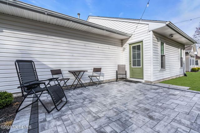 27 Molly Lane, Brick, NJ 08723