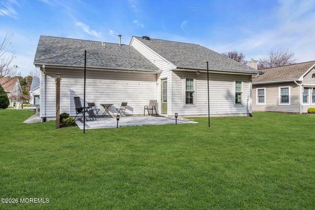 27 Molly Lane, Brick, NJ 08723