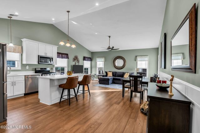 27 Molly Lane, Brick, NJ 08723