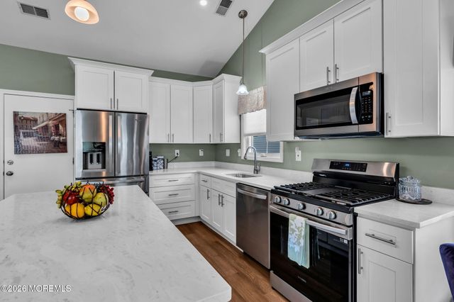 27 Molly Lane, Brick, NJ 08723