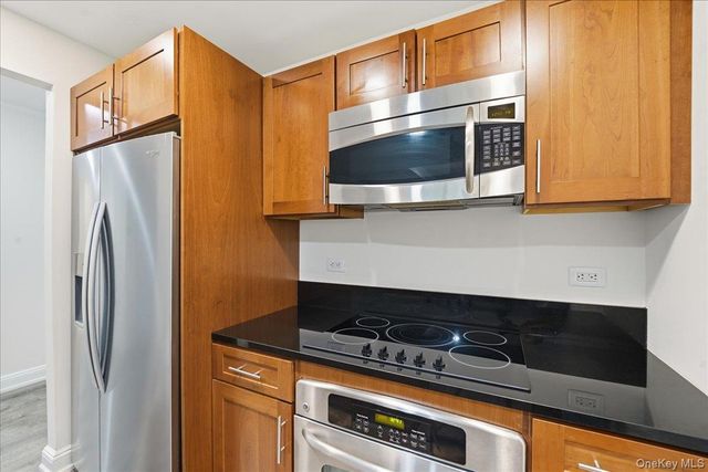 225 Stanley Avenue 316, Mamaroneck, NY 10543