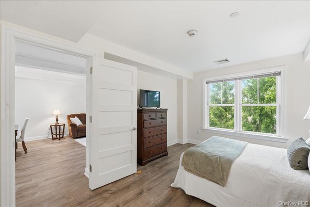 225 Stanley Avenue 316, Mamaroneck, NY 10543