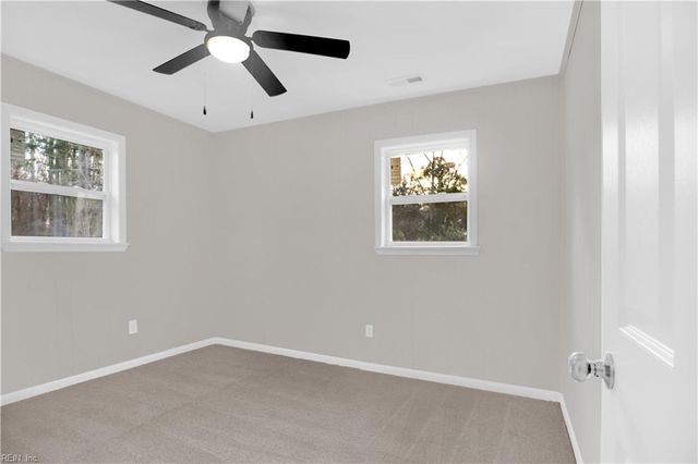 16209 Smithfield Heights DR, Smithfield, VA 23430