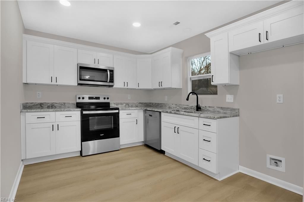 16209 Smithfield Heights DR, Smithfield, VA 23430