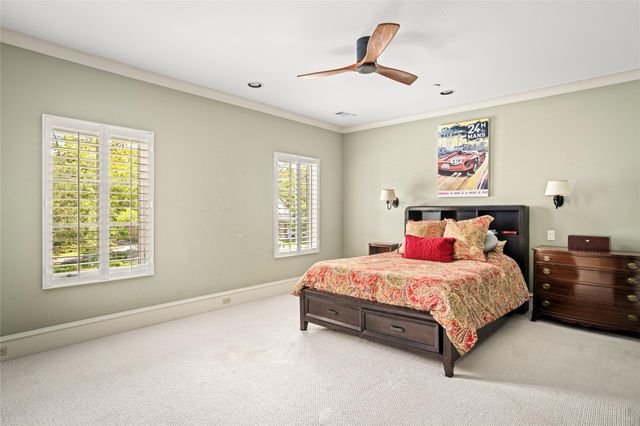 4 Glendenning Lane, Houston, TX 77024