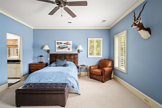 4 Glendenning Lane, Houston, TX 77024