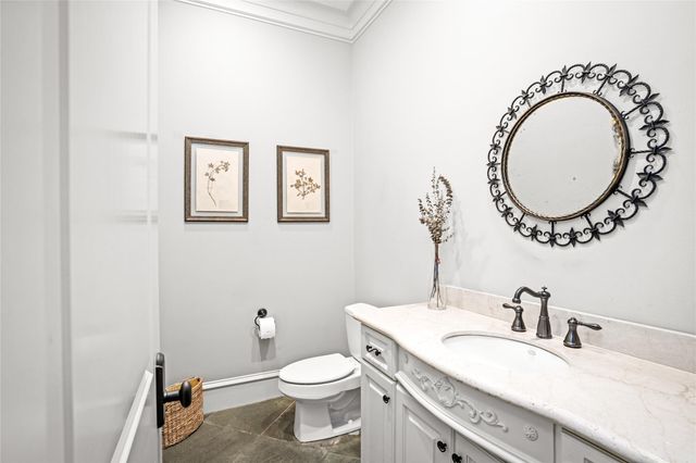 4 Glendenning Lane, Houston, TX 77024