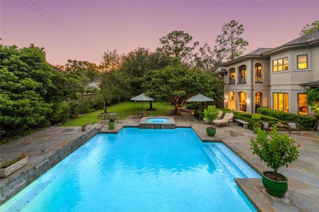 4 Glendenning Lane, Houston, TX 77024