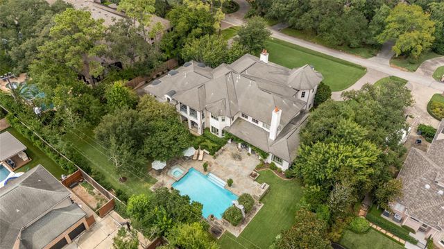 4 Glendenning Lane, Houston, TX 77024