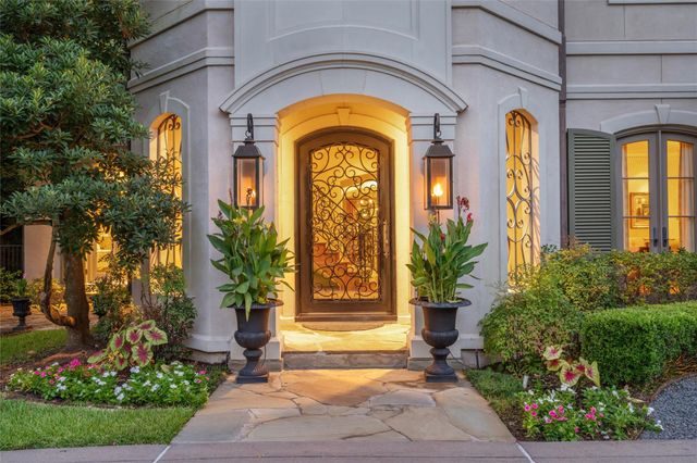 4 Glendenning Lane, Houston, TX 77024