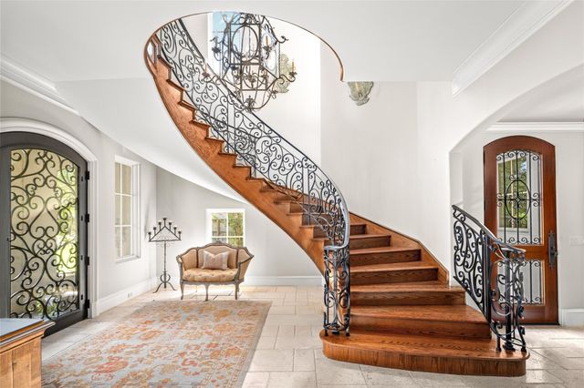 4 Glendenning Lane, Houston, TX 77024