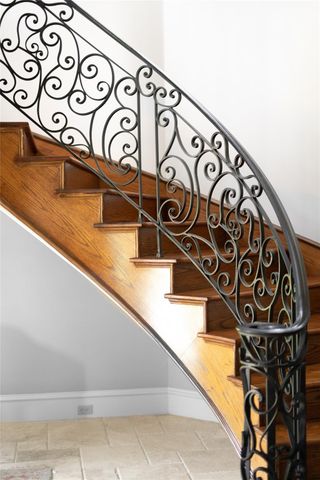 4 Glendenning Lane, Houston, TX 77024