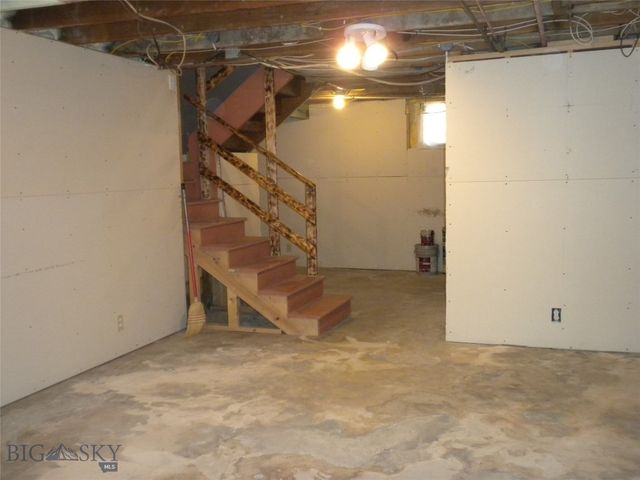 307 1st W, Whitehall, MT 59759