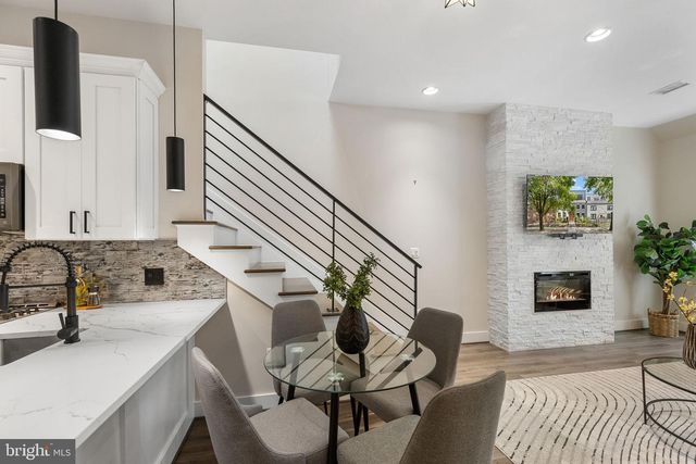 1417 STAPLES ST NE #201, Washington, DC 20002