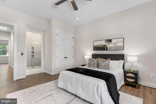 1417 STAPLES ST NE #201, Washington, DC 20002