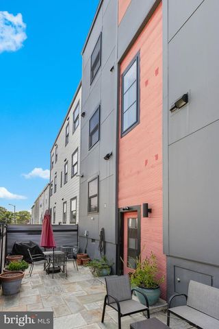 1417 STAPLES ST NE #201, Washington, DC 20002