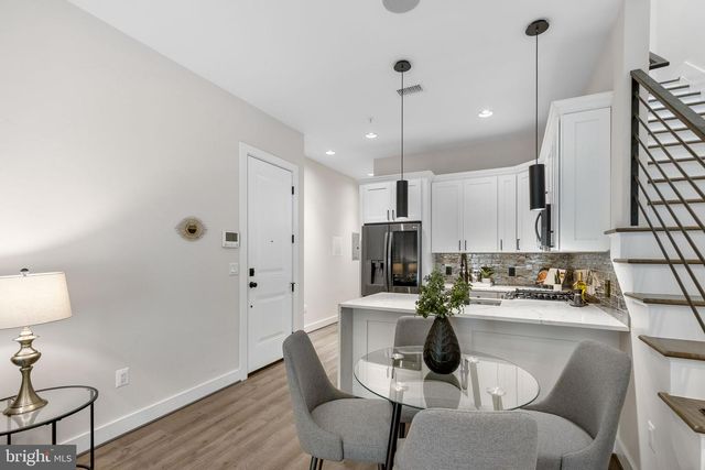 1417 STAPLES ST NE #201, Washington, DC 20002
