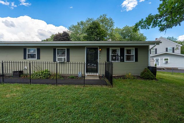 5 Linda Avenue, Dover, NH 03820
