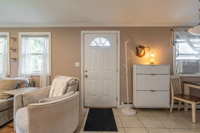 5 Linda Avenue, Dover, NH 03820
