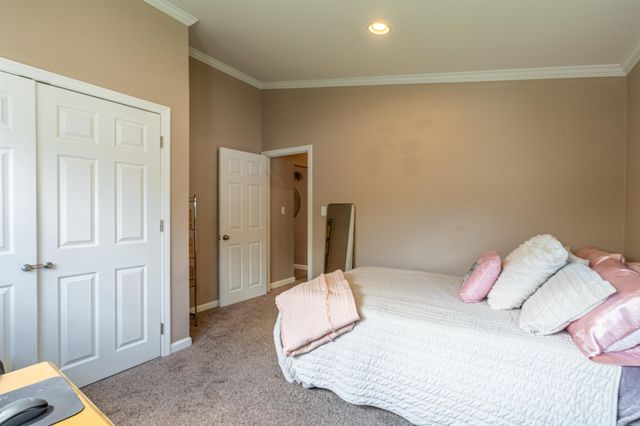 5 Linda Avenue, Dover, NH 03820