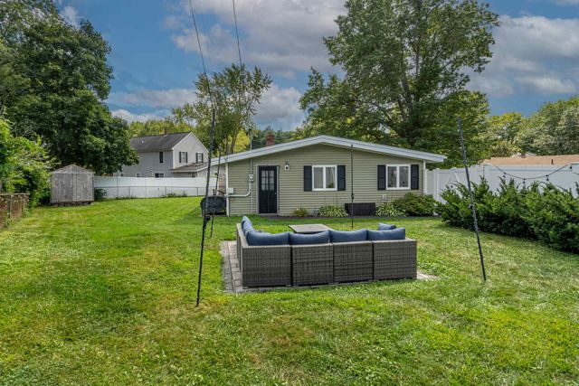 5 Linda Avenue, Dover, NH 03820