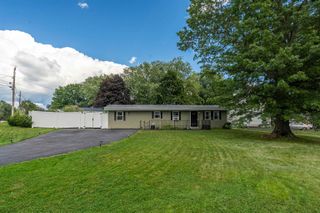 5 Linda Avenue, Dover, NH 03820