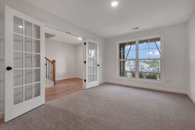 510 Mantes Aly, Hendersonville, TN 37075