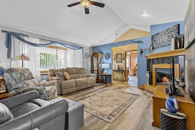 831 BROWNING DRIVE, Seymour, WI 54165