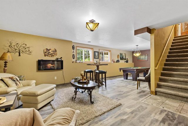 831 BROWNING DRIVE, Seymour, WI 54165