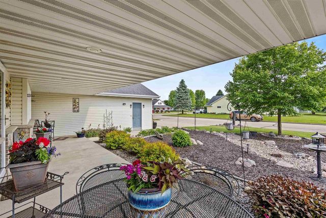 831 BROWNING DRIVE, Seymour, WI 54165