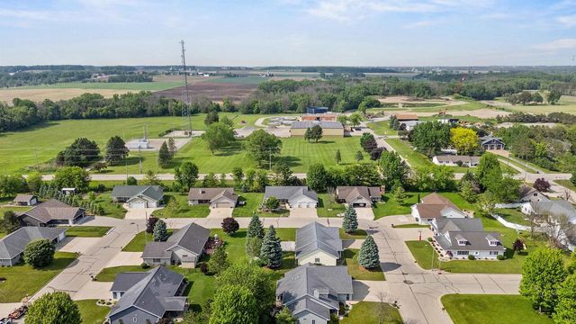 831 BROWNING DRIVE, Seymour, WI 54165