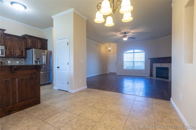 1172 E 148th Street S, Glenpool, OK 74033