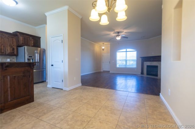 1172 E 148th Street S, Glenpool, OK 74033