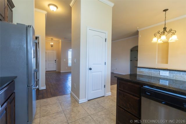 1172 E 148th Street S, Glenpool, OK 74033