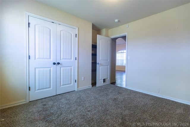 1172 E 148th Street S, Glenpool, OK 74033