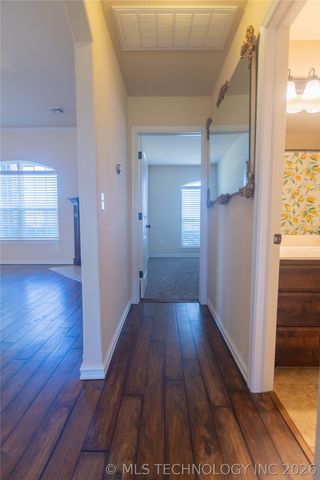 1172 E 148th Street S, Glenpool, OK 74033