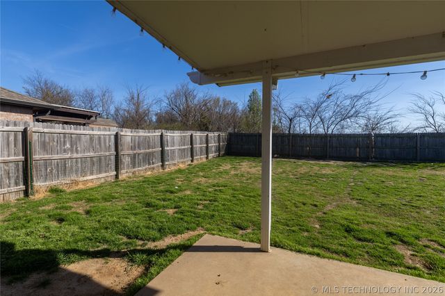 1172 E 148th Street S, Glenpool, OK 74033