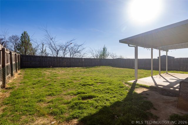 1172 E 148th Street S, Glenpool, OK 74033