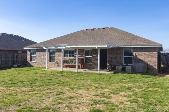 1172 E 148th Street S, Glenpool, OK 74033