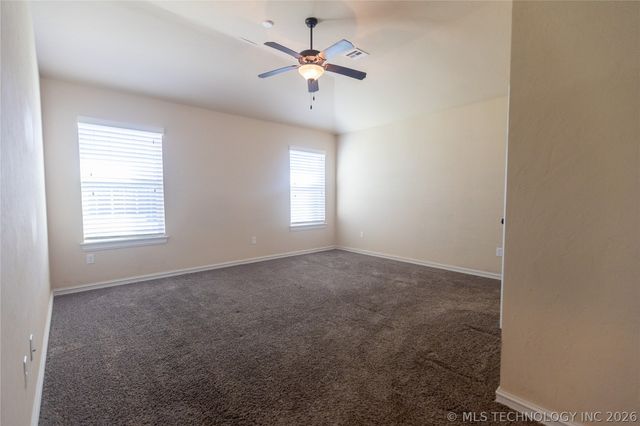 1172 E 148th Street S, Glenpool, OK 74033