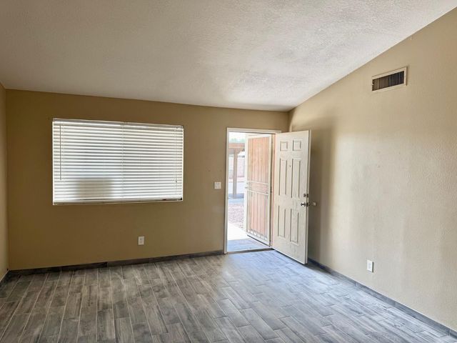 727 S Hartford Street 185, Chandler, AZ 85225