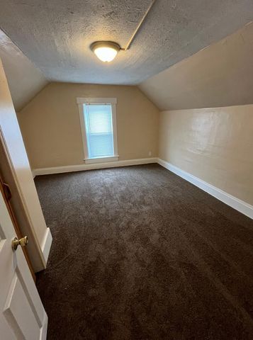 1303 E Weber Road, Columbus, OH 43211