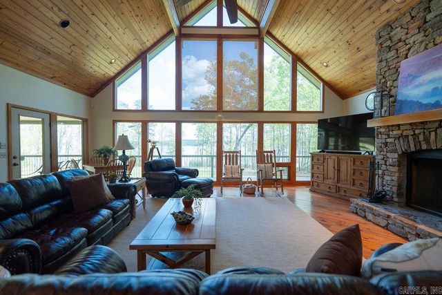 180 Silver Shores Ln., Drasco, AR 72530