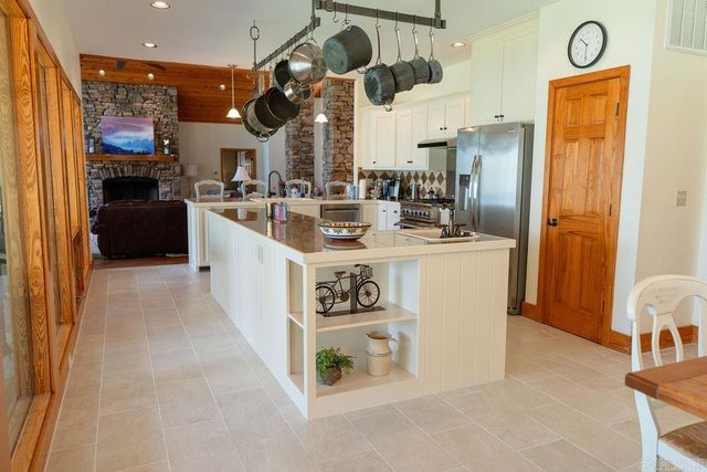 180 Silver Shores Ln., Drasco, AR 72530