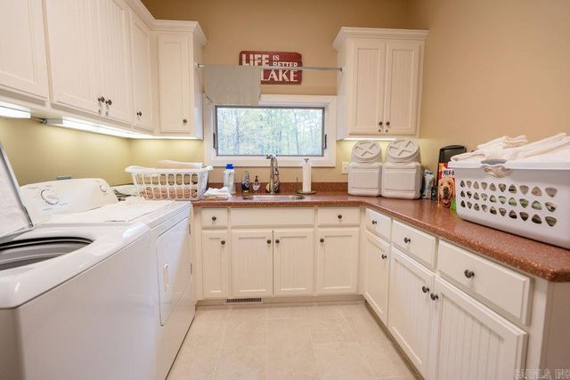 180 Silver Shores Ln., Drasco, AR 72530