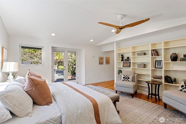 3813 NE 70th Street, Seattle, WA 98115