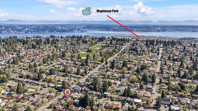 3813 NE 70th Street, Seattle, WA 98115