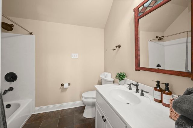 36487 Rue Lamonte Ct, Prairieville, LA 70769